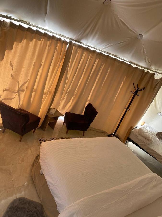 Omar Ali Luxury Camp Hotel วาดิรัม ภายนอก รูปภาพ
