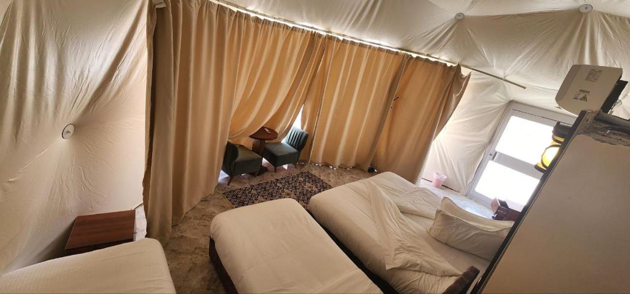 Omar Ali Luxury Camp Hotel วาดิรัม ภายนอก รูปภาพ