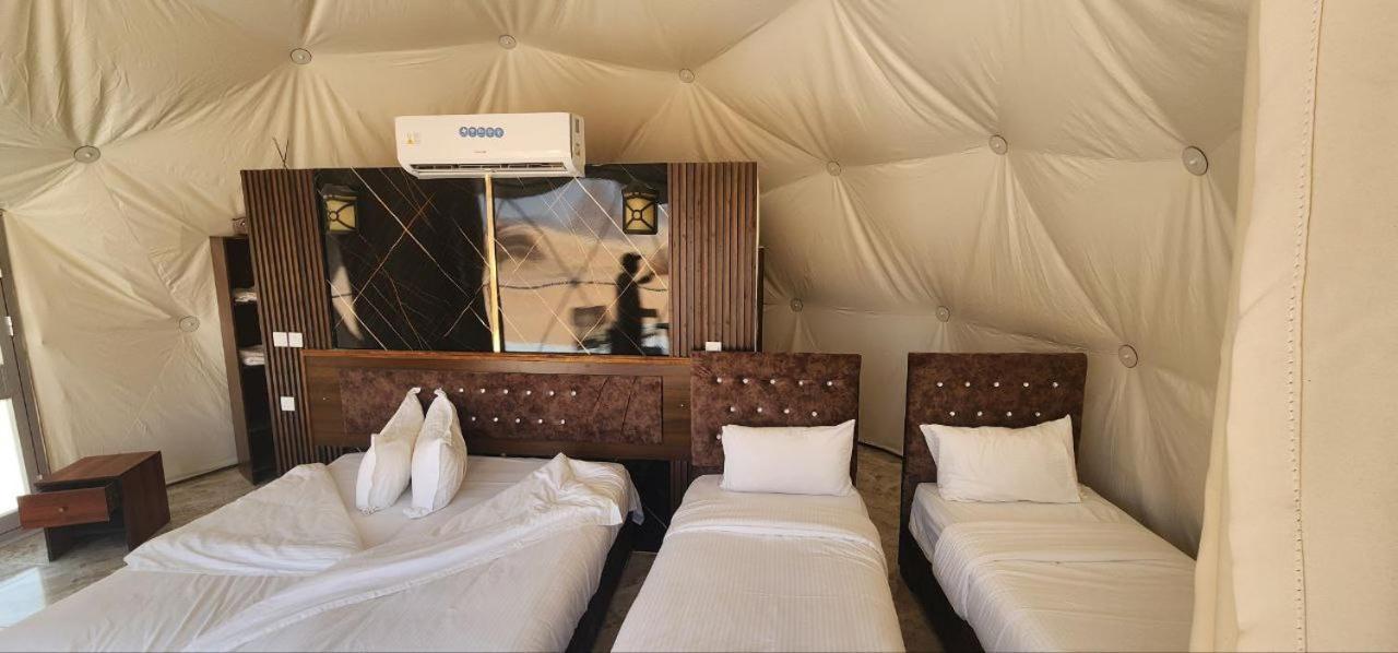 Omar Ali Luxury Camp Hotel วาดิรัม ภายนอก รูปภาพ